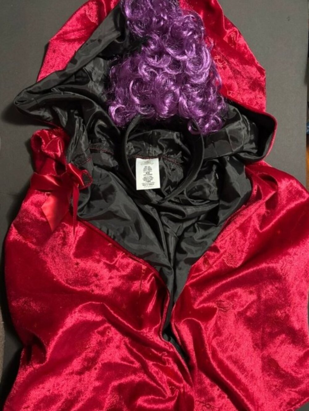 Red Cape - Disney
